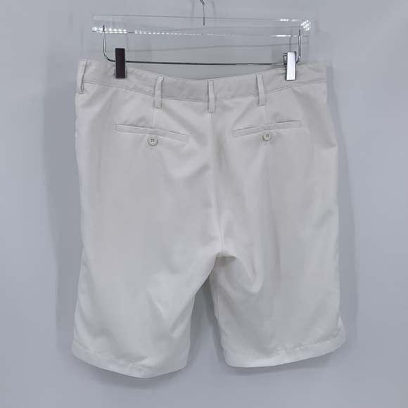 Bugatchi white Bermuda long shorts flat front men 34 - Picture 2 of 3